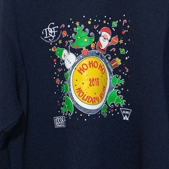 Chritsmas Sweatshirt - Picture 3 of 7